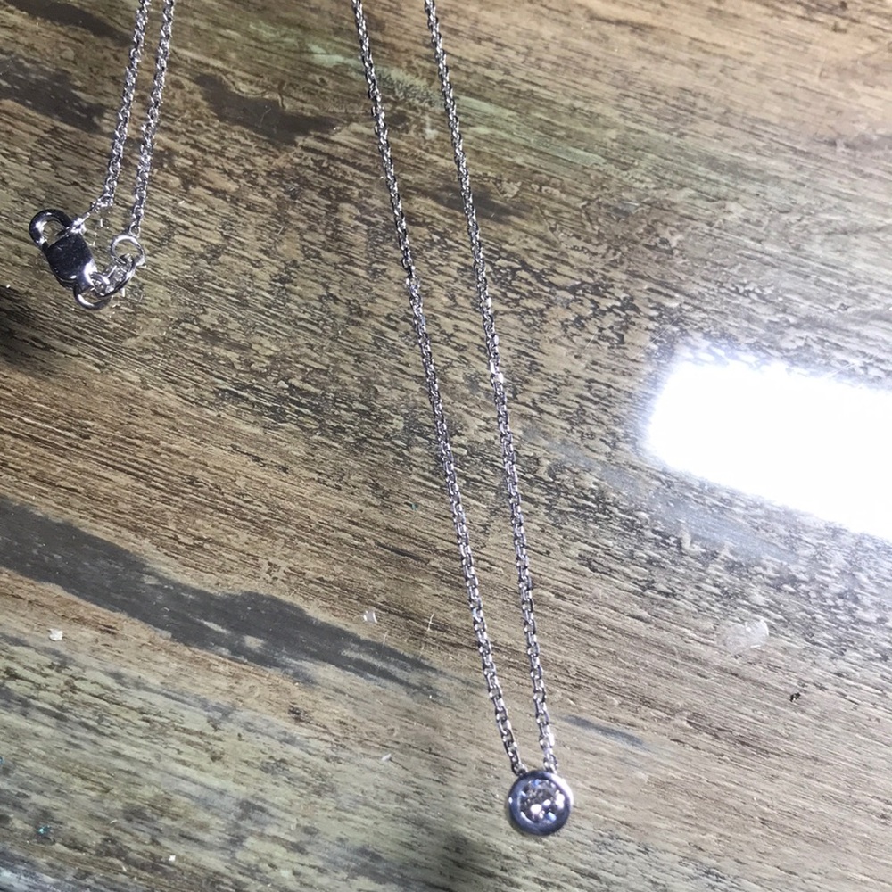 Diamond pendant